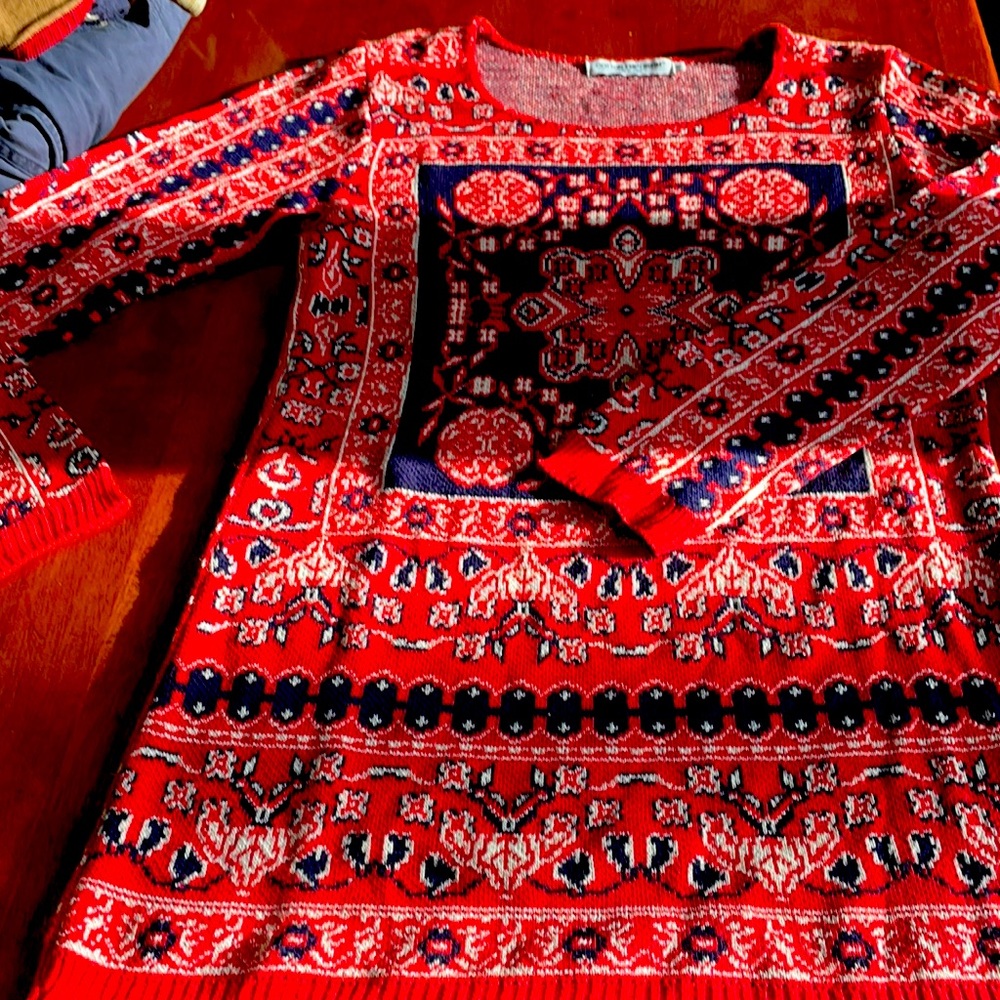 Sweater size S never worn